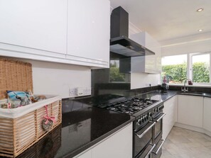 Dishwasher - No 8, Burnham-On-Sea (Burnham-on-Sea)