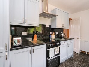 Dishwasher - Forester's Cottage, Kilmartin (Dalmally)