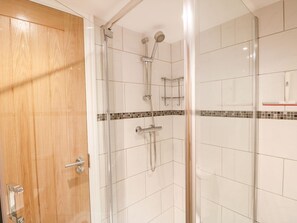 Shower - Elliott's Retreat, Sheringham (Sheringham)