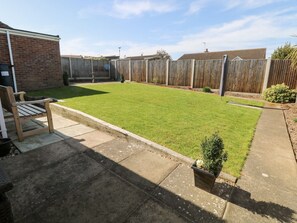 Terrace/patio - Elliott's Retreat, Sheringham (Sheringham)
