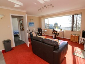Living area - Rosa, Torquay, Devon, sleeps 2 (Torquay)