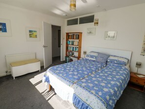 1 bedroom, WiFi - Rosa, Torquay, Devon, sleeps 2 (Torquay)