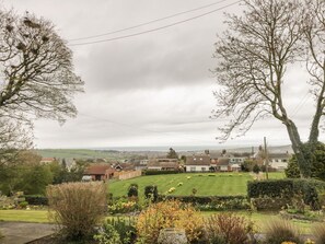 Property grounds - The Calf House, Lingdale (Saltburn-by-the-Sea)