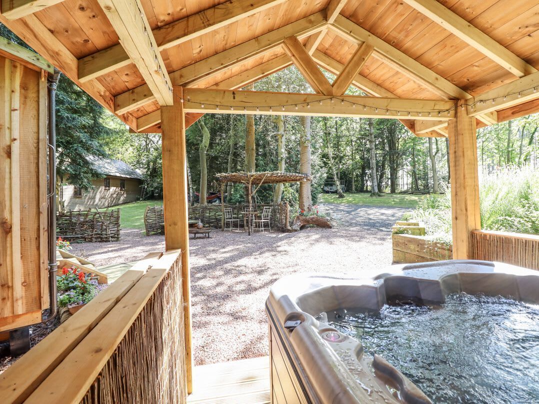 Bañera de hidromasaje exterior