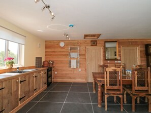 Dishwasher, high chair - Watermead Lodge in Stogumber. (Taunton)