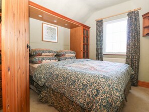 Room - The Cottage, based in Abersoch (Pwllheli)