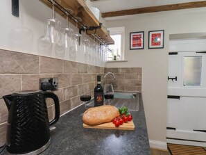 Private kitchen - Chimes Cottage, Guisborough (Guisborough)