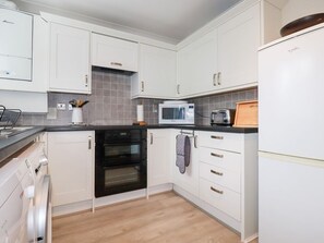 Private kitchen - Gull Cottage, Padstow (Padstow)