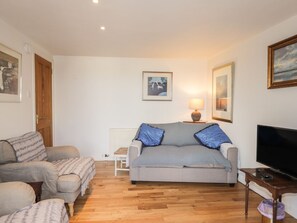 Living area - Seaview: Coastal Retreat in Nairn (Nairn)