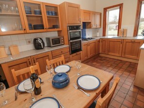 Private kitchen - Charming Barnacre Retreat, Longhirst (Morpeth)