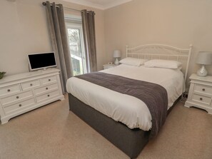 5 bedrooms, WiFi - Charming Barnacre Retreat, Longhirst (Morpeth)