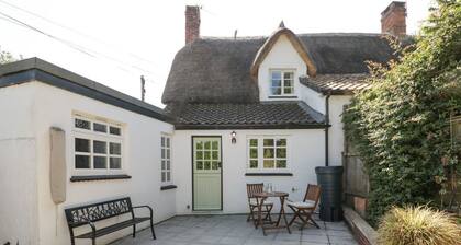 Charming 1 Old Thatch Home