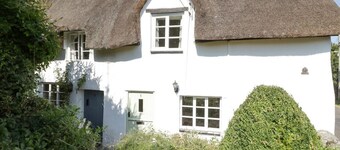 Charming 1 Old Thatch Home