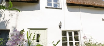 Charming 1 Old Thatch Home