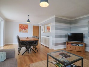 Living area - Rainbow View, Churchinford (Taunton)