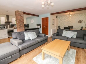 Living area - The Granary Retreat in York (York)