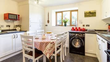 Dishwasher, highchair