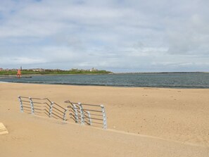 Tæt på stranden