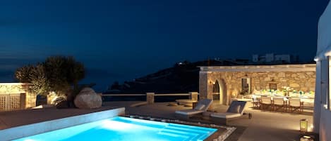 House, Smoking | 4 bedrooms, desk