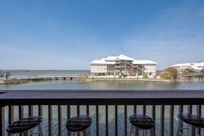 Property grounds - Sunset Landing, peaceful water views and front-row seats to some of Ocean City’s stunning sunset (Ocean City)