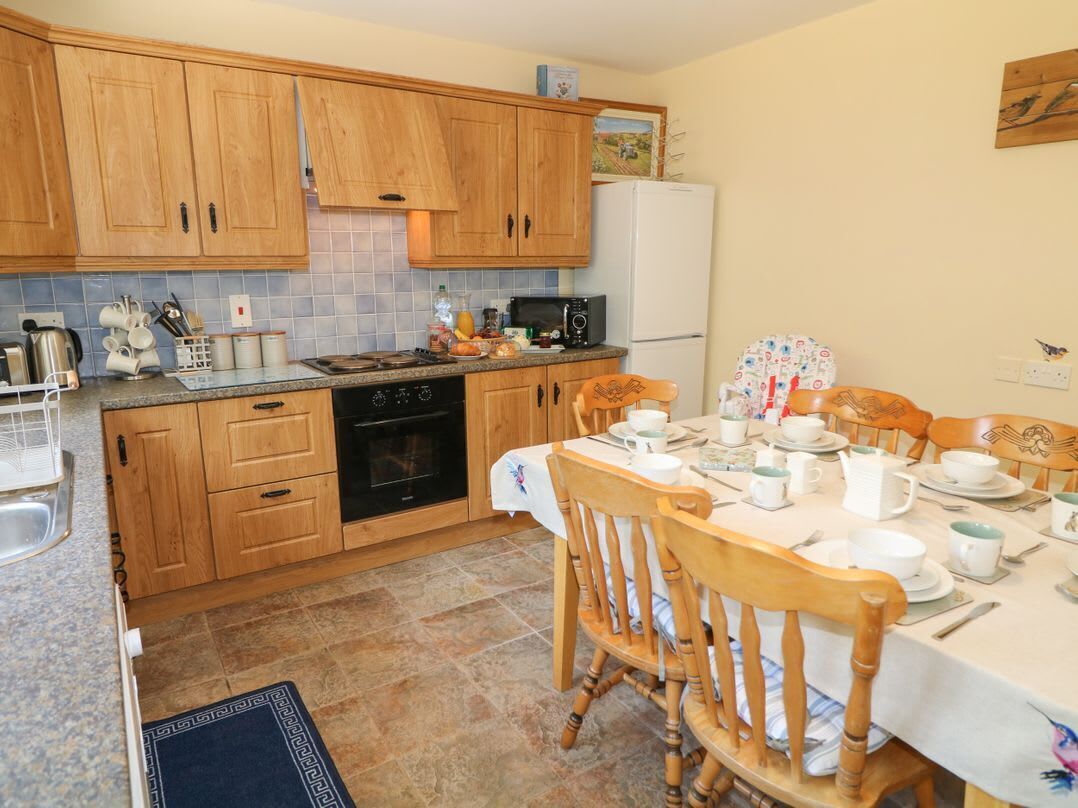 Dishwasher, highchair