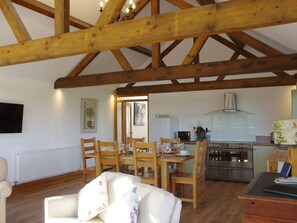 Interior - Haimwood Byetake, Llandrinio (Llanymynech)