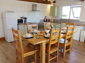Dishwasher, highchair