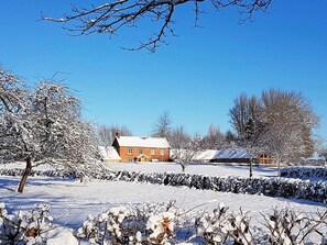 Property grounds - Haimwood Byetake, Llandrinio (Llanymynech)