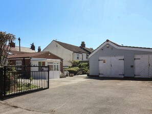 Exterior - Fisherman's Cottage, Withernsea (Withernsea)
