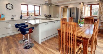 Riverside Lodge, Washford