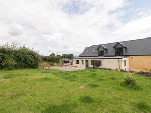 Exterior - Palace Farmhouse - St Weonards (Hereford)