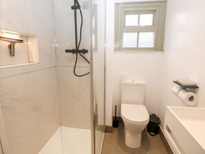 Shower - The Lanterns, Buxton (Buxton)