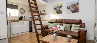 High Wreah Bolt Hole, Cleator Moor