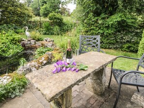 Property grounds - Sycamore Cottage, Foolow (Hope Valley)