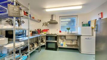 Quadruple Room, Non Smoking, Patio | Shared kitchen facilities