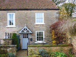 Exterior - Woodside Cottage, Brompton-By-Sawdon (Scarborough)