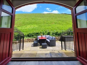 Outdoor dining - The Hayloft, Keisley, Cumbria. (Appleby-in-Westmorland)