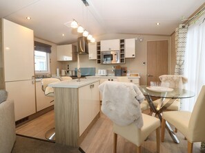 Dishwasher, high chair