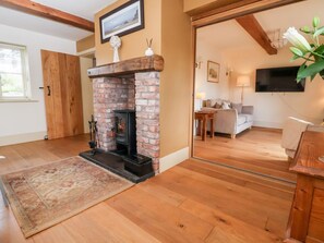 Fireplace - Garreg Wen near Caerwys. 3 bed (Holywell)