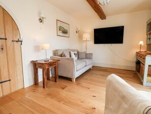 Fireplace - Garreg Wen near Caerwys. 3 bed (Holywell)