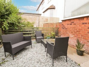 Terrace/patio - Sam's Place in Whitby, UK (Whitby)