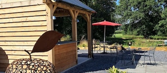 Dinefwr Cottage: A Cozy Retreat
