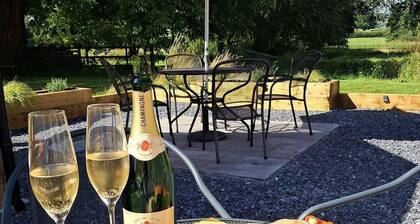 Dinefwr Cottage: A Cozy Retreat