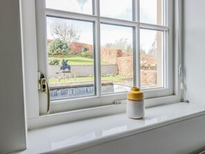 Interior - 40 Bowmont Court, Kelso (Kelso)