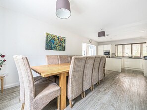 Dining - Hazel - Woodland Cottages, Bowness-On-Windermere (Bowness-on-Windermere)