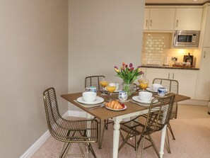 Dining - Riverside Retreat, Whitby. TV. (Whitby)