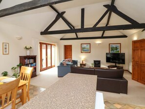 Living area - Beechwood, Wood Norton (Dereham)