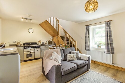 Briar Cottage: Ideal Couples Retreat