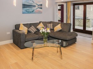 Fireplace - Alders View Coach House, Craven Arms (Craven Arms)