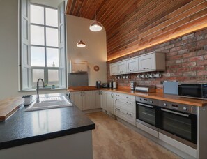 Dishwasher - The Old Chapel, Norham (Berwick-upon-Tweed)